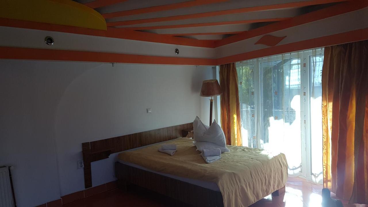 Hotel Pensiunea Casa Noastra Sinaia Zewnętrze zdjęcie